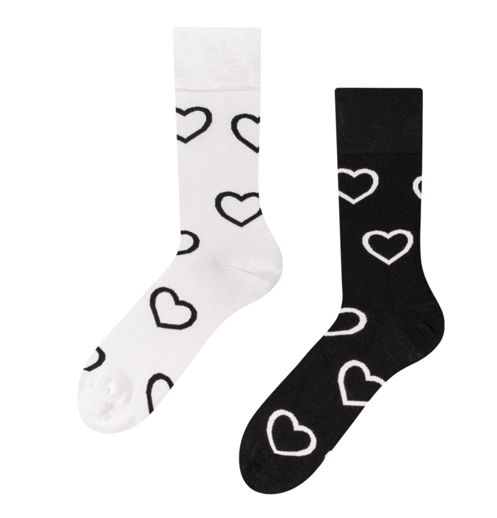 Dedoles  bambusové ponožky Čiernobiele srdcia