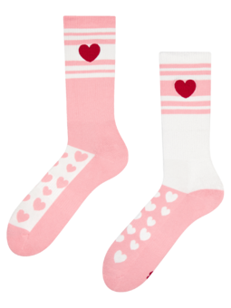 Veselé sportovní ponožky Pásky a srdíčka