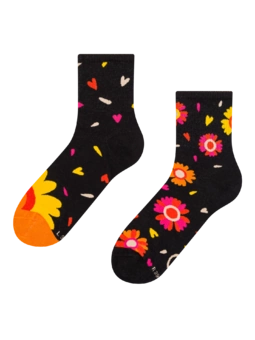 Chaussettes mi-mollet rigolotes Aime-moi, ne m’aime pas