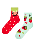 Chaussettes mi-mollet rigolotes Fraises en pixels