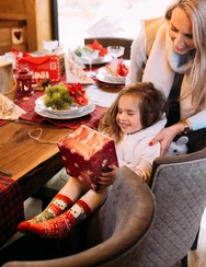 Veselé detské teplé ponožky Medveď v šáli