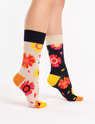 Весели чорапи Обича ме, не ме обича