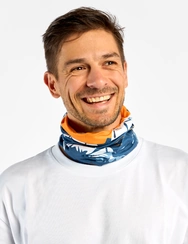 Veselý nákrčník Cesta do hor