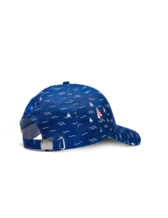 Veselá kšiltovka Plachetnice na moři