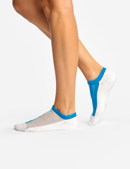Функционални чорапи за маратонки в сиво и синьо