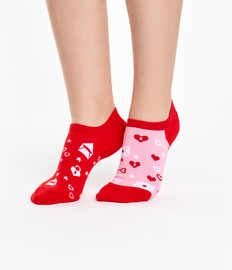 Vrolijke sneakersokken Love letters