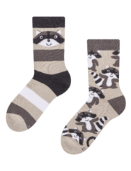Весели топли детски чорапи Щастлив енот