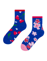 Vidám vádlizokni Cseresznyeszerelem