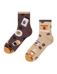 Vidám vádlizokni Reggeli kávé