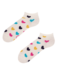 Vidám bokazokni Színes szívecskék