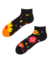 Весели къси чорапи Обича ме, не ме обича