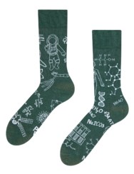 Весели чорапи Физика срещу химия