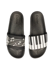 Sandales rigolotes Musique pour piano Sandales rigolotes Musique pour piano