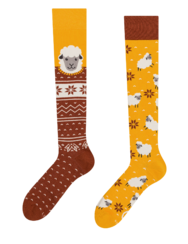 Весели чорапи до коляното Овца с пуловер