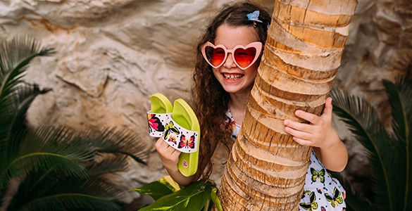 Neue Strandschuhe für Kinder