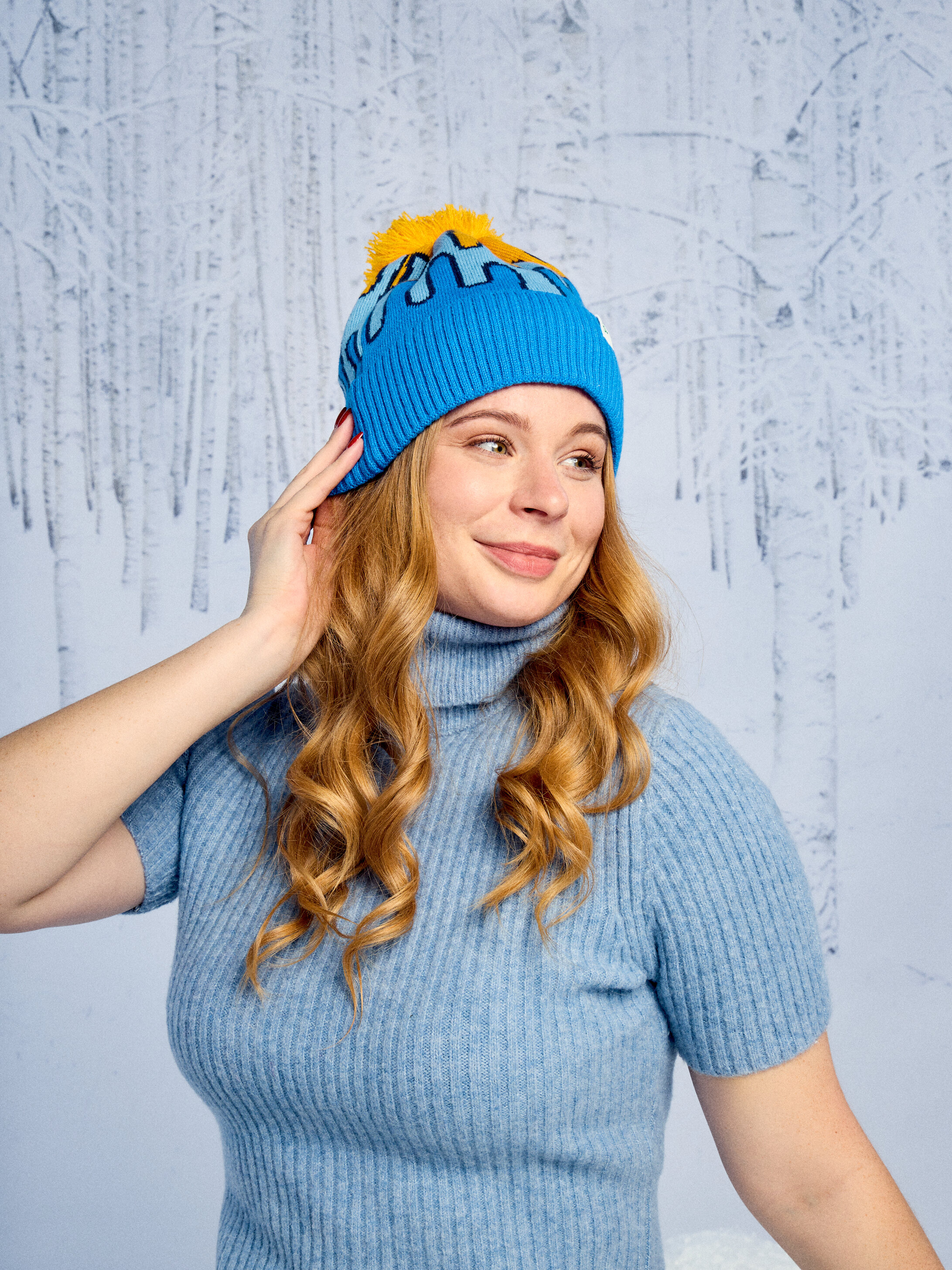 beanie-spilled-colours-dedoles