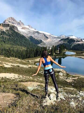 Výnimočný darček od Dedoles Дамски спортен еластичен клин Усмивка на котка