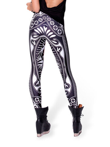 Lifestyle foto Дамски еластичен клин Сърцето дама