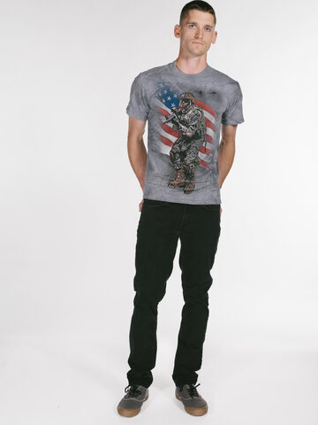 Lifestyle foto Tričko Vojak v akcií