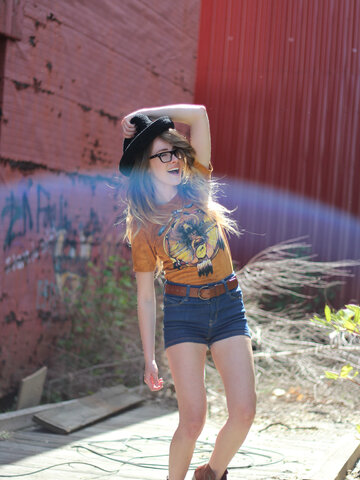 Hľadáte originálny a nezvyčajný darček? Obdarovaného zaručene prekvapí Tričko Medveď a indián