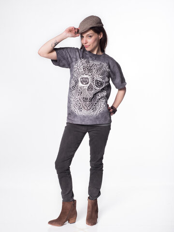 Lifestyle fotó Csipkés halálfej póló