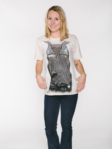 Hľadáte originálny a nezvyčajný darček? Obdarovaného zaručene prekvapí Tričko Ženské brnenie