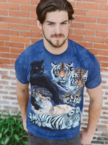 Pre dokonalý a originálny outfit Big Cat Collage Adult