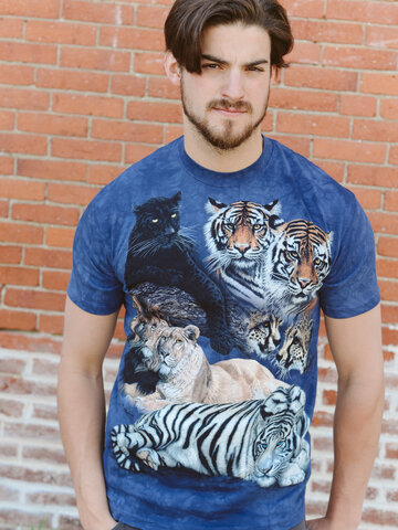 Potešte sa týmto kúskom Dedoles Big Cat Collage Adult