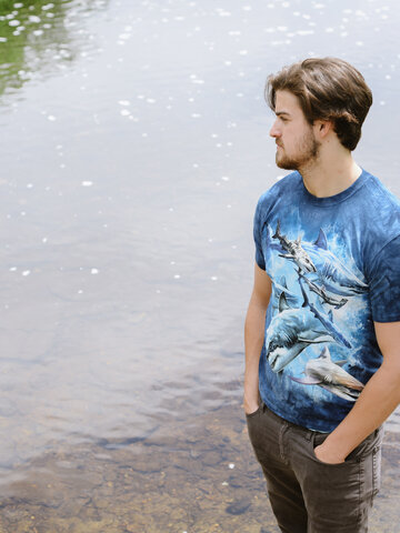 Hľadáte originálny a nezvyčajný darček? Obdarovaného zaručene prekvapí Shark Collage Adult