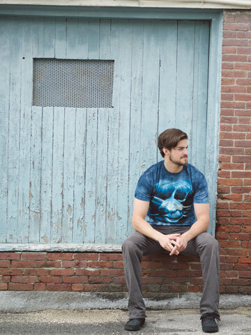 Lifestyle fotó Cápa szemek póló