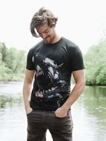 Ajándék tipp Őrjöngő cápa póló