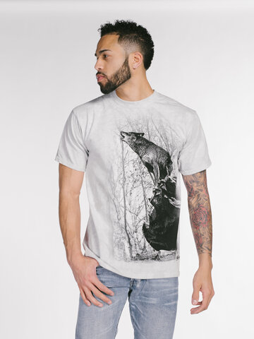 a tökéletes és egyedi ruházathoz Vonyító farkas póló