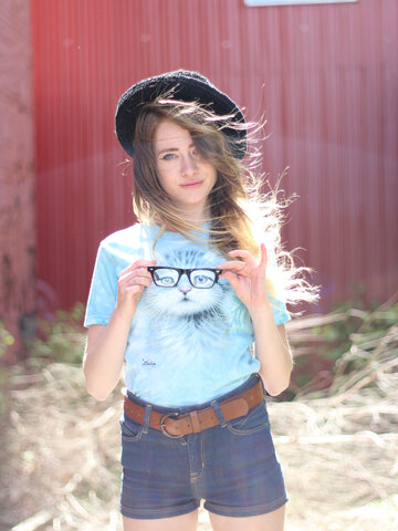 a tökéletes és egyedi ruházathoz Kék szemű macska póló