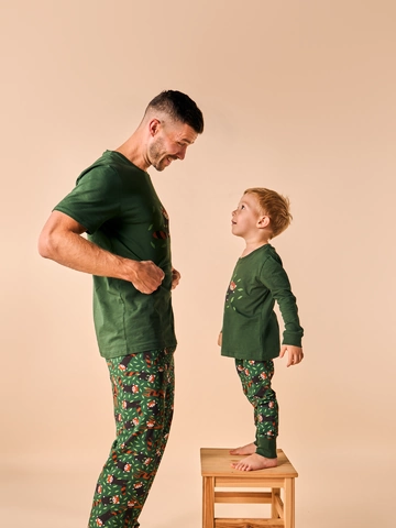 Potešte sa týmto kúskom Dedoles Veselé detské pyžamo Panda červená