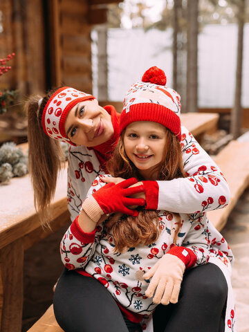 Kedvezmény Vidám kötött gyerek kesztyű Téli bogyók