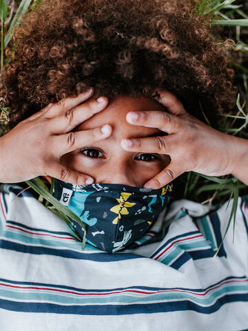 ОТСТЪПКА Весела детска маска за лице Динозаври