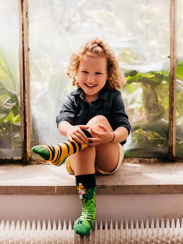 Lifestyle fotó Vidám gyerekzokni Tigris