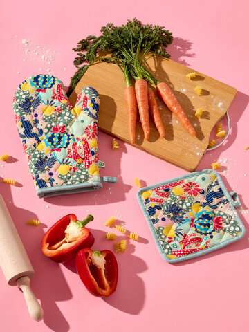 Potešte sa týmto kúskom Dedoles Kitchen Set Cactus Flowers