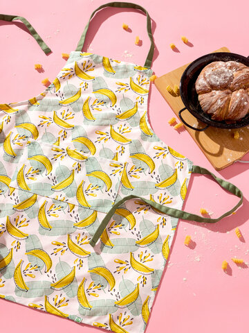 Lifestyle photo Kitchen Apron Fresh Bananas