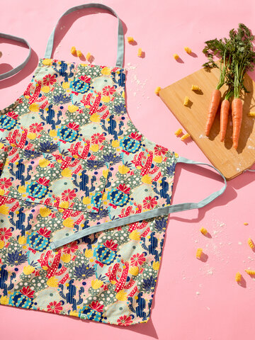 Pre dokonalý a originálny outfit Kitchen Apron Cactus Flowers