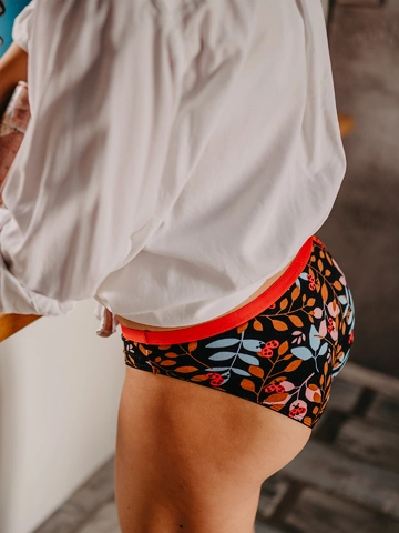 Lifestyle-Foto Lustige Damenhöschen Marienkäfer