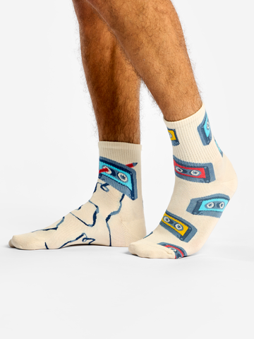 Eredeti és szokatlan ajándékot keres? a megajándékozottat garantáltan meglepi Vidám vádlizokni Kazetták