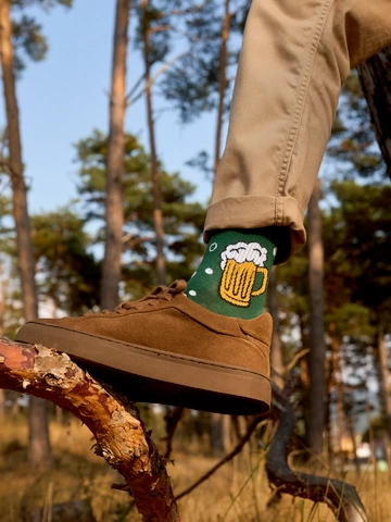 Potěšte se tímto kouskem Dedoles Veselé lýtkové ponožky Pivo a bublinky