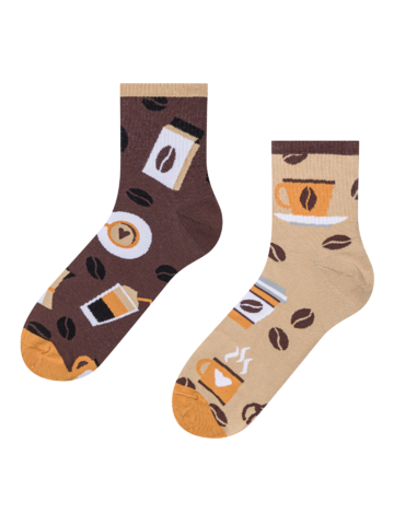 Szerezzen magának örömet ezzel a Dedoles darabbal Vidám vádlizokni Reggeli kávé