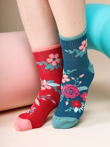 Pre dokonalý a originálny outfit Chaussettes mi-mollet rigolotes Fleurs d'églantier