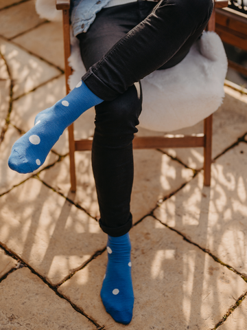 Potešte sa týmto kúskom Dedoles Chaussettes rigolotes en laine Paysage hivernal féérique