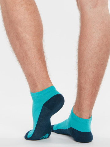 Potešte sa týmto kúskom Dedoles Tyrkysové členkové ponožky Stopa