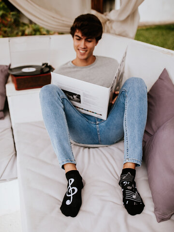 Pre dokonalý a originálny outfit Calzini alla caviglia Buonumore Musica