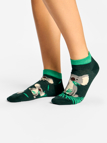 Eredeti és szokatlan ajándékot keres? a megajándékozottat garantáltan meglepi Vidám bokazokni Koala és levelek