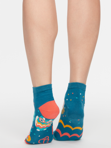 Potešte sa týmto kúskom Dedoles Veselé členkové ponožky Múdra sova